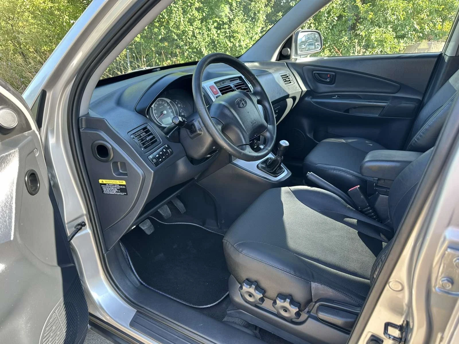 Hyundai Tucson Hyundai Tucson 2.0 CRDi 111 к.с. 4x4 | 2006 г. | 2, снимка 7 - Автомобили и джипове - 55575042
