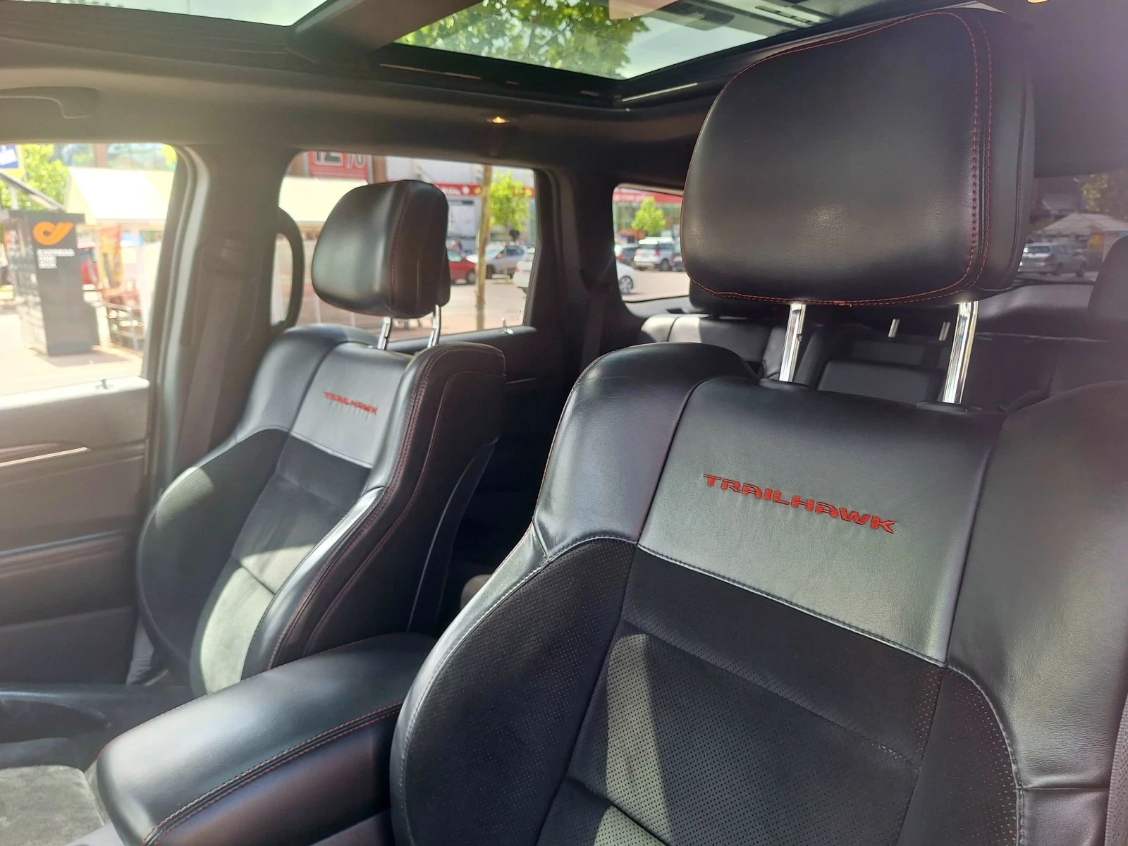 Jeep Grand cherokee Топ !!! TRAILHAWLK 5.7 HEMI LPG, снимка 10 - Автомобили и джипове - 55669250