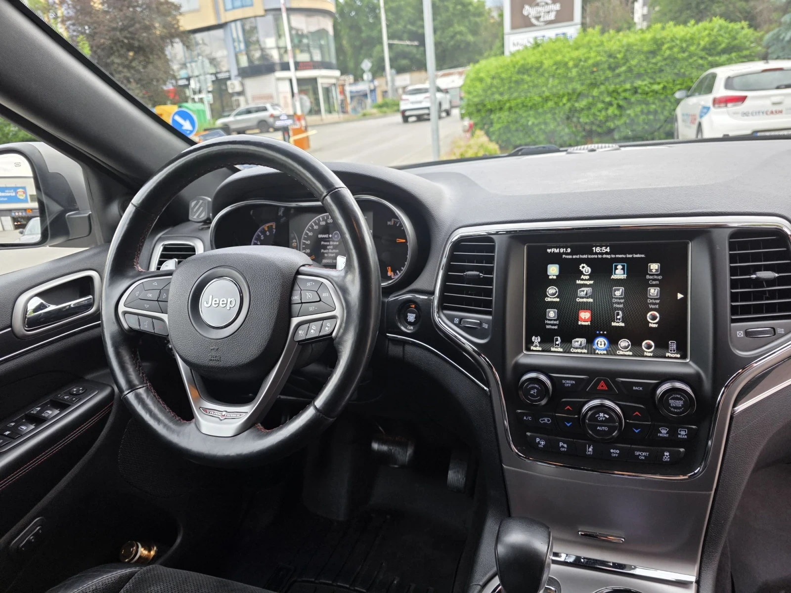 Jeep Grand cherokee Топ !!! TRAILHAWLK 5.7 HEMI LPG, снимка 6 - Автомобили и джипове - 55669250