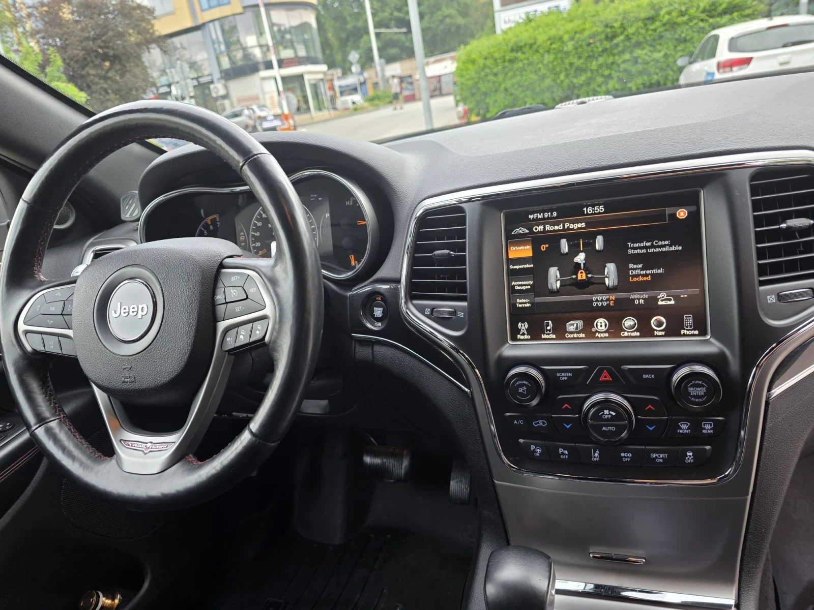 Jeep Grand cherokee Топ !!! TRAILHAWLK 5.7 HEMI LPG, снимка 4 - Автомобили и джипове - 55669250