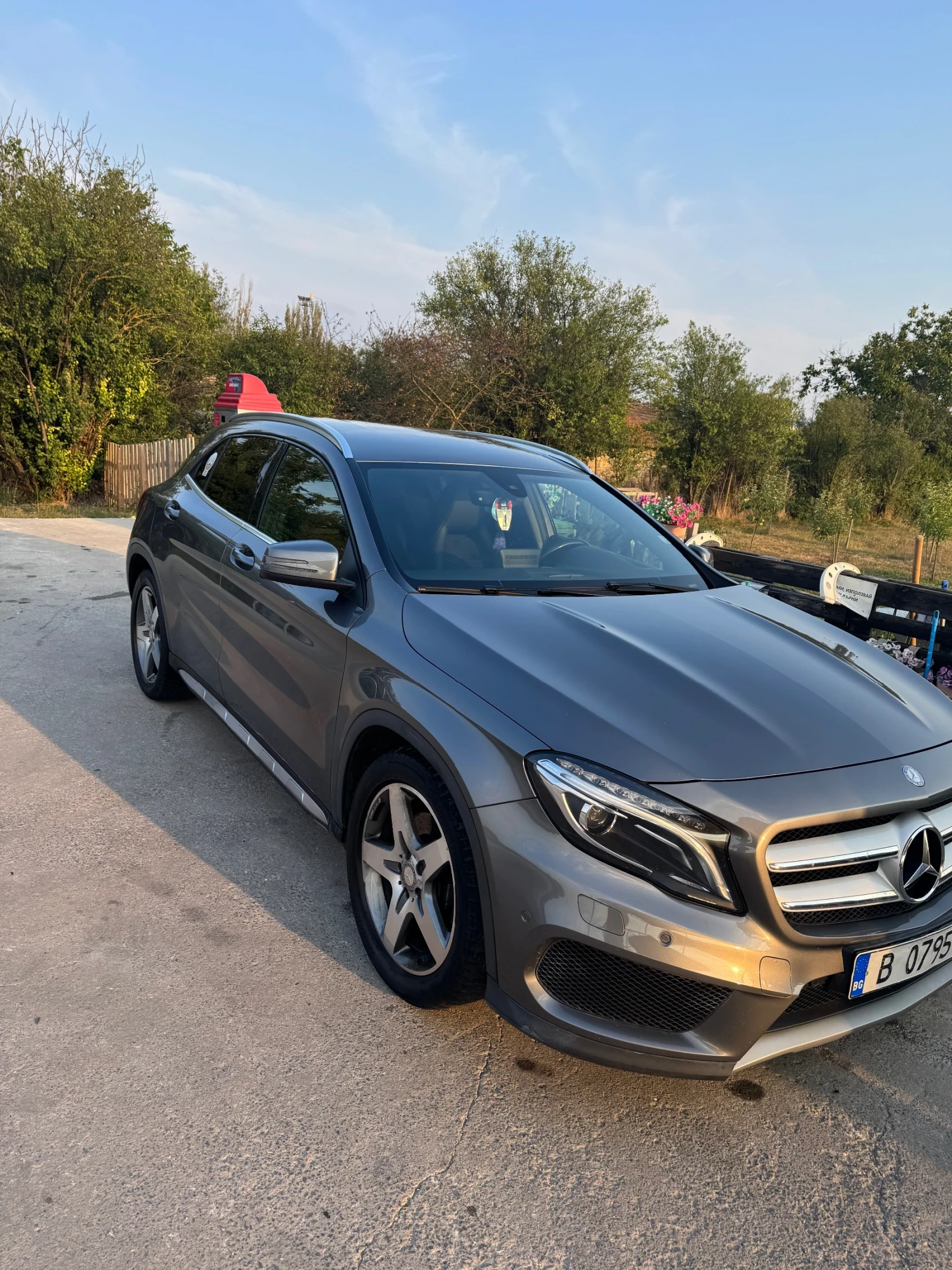 Mercedes-Benz GLA 220, снимка 2 - Автомобили и джипове - 56047805