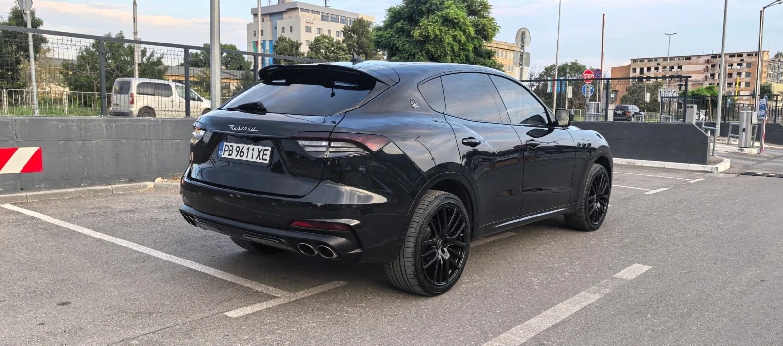 Maserati Levante 3.8 V8, снимка 5 - Автомобили и джипове - 56119847