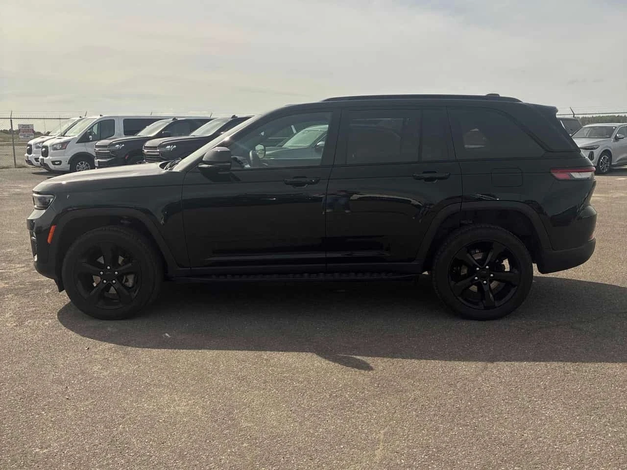 Jeep Grand cherokee Limited* CARFAX* ���������� ��� ������������ ����� | Mobile.bg � ����������� 2
