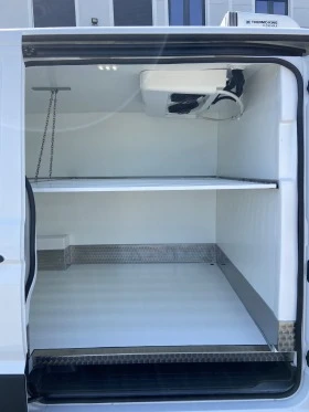 Man TGE 3.180, снимка 3