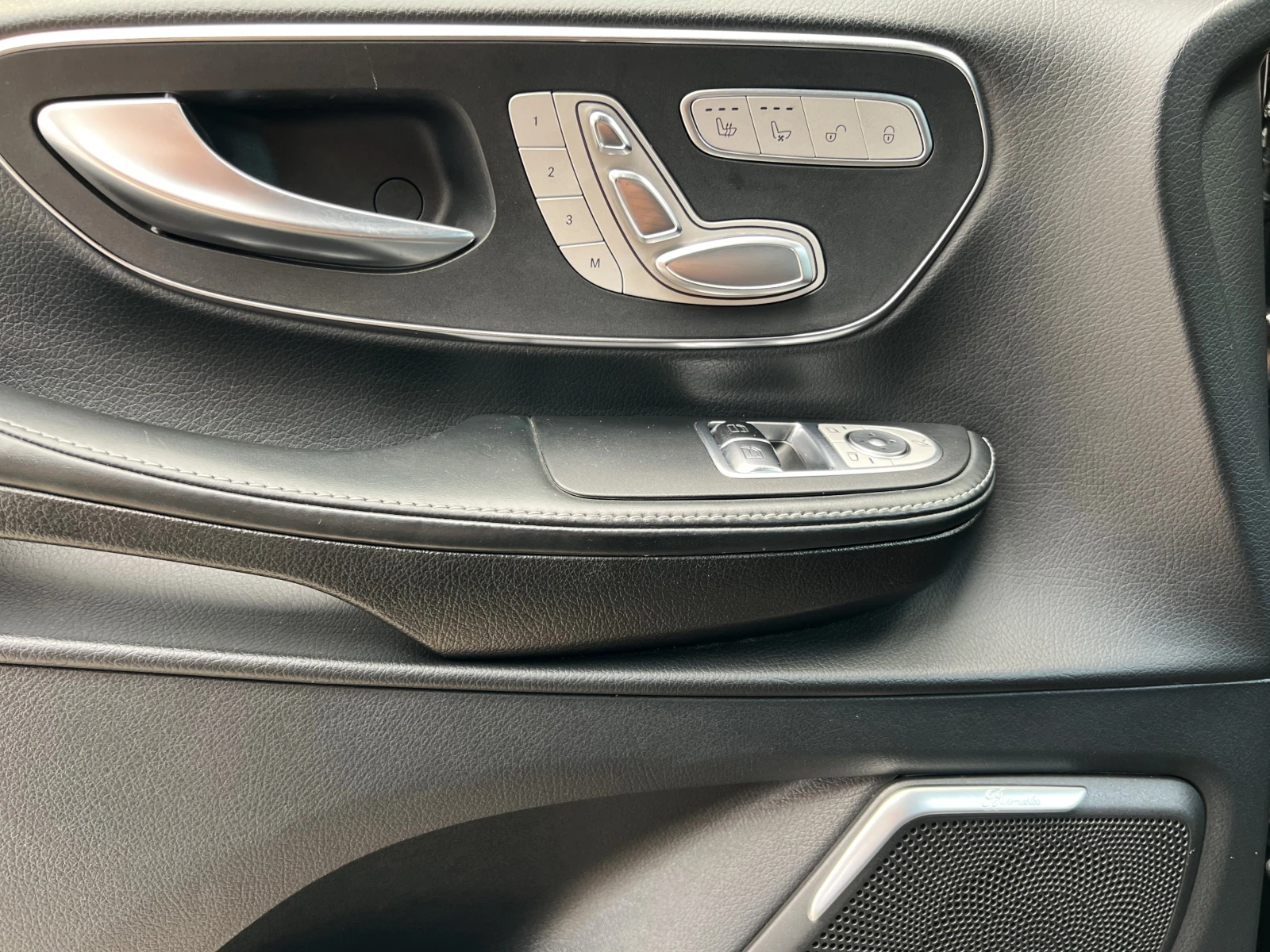 Mercedes-Benz V 250 d/ AMG/4M/ EXTRALONG/AVANTGARDE/360/BURM/8-МЕСТЕН/ - изображение 8