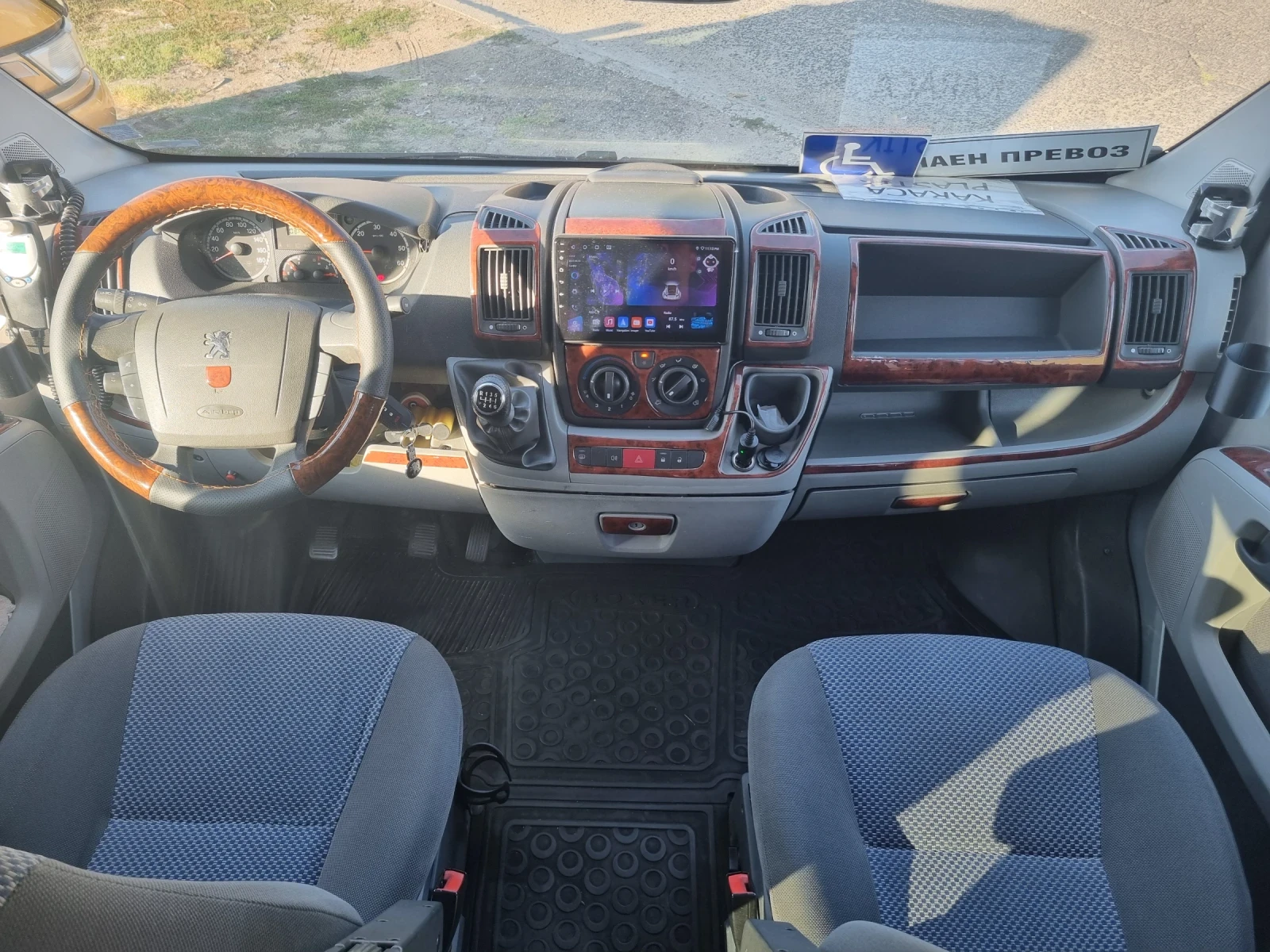 Peugeot Boxer 3.0   17 места - изображение 5