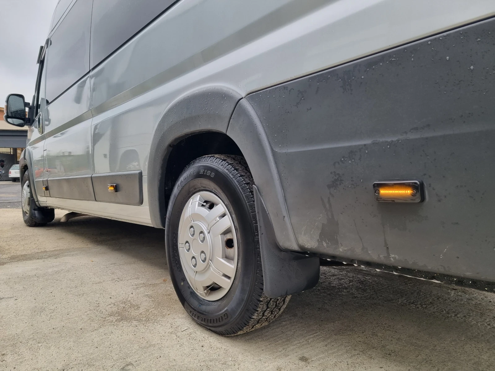 Peugeot Boxer 3.0   17 места - изображение 4