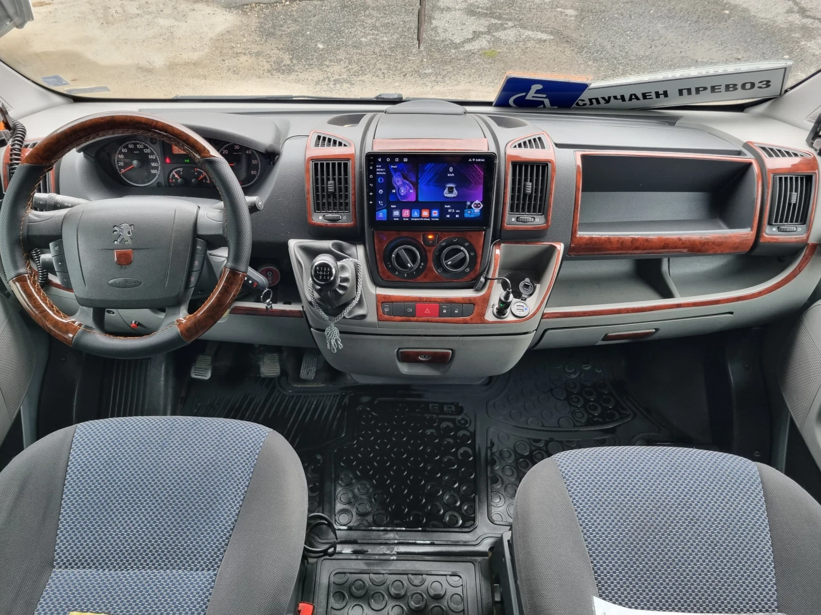Peugeot Boxer 3.0   17 места - изображение 8