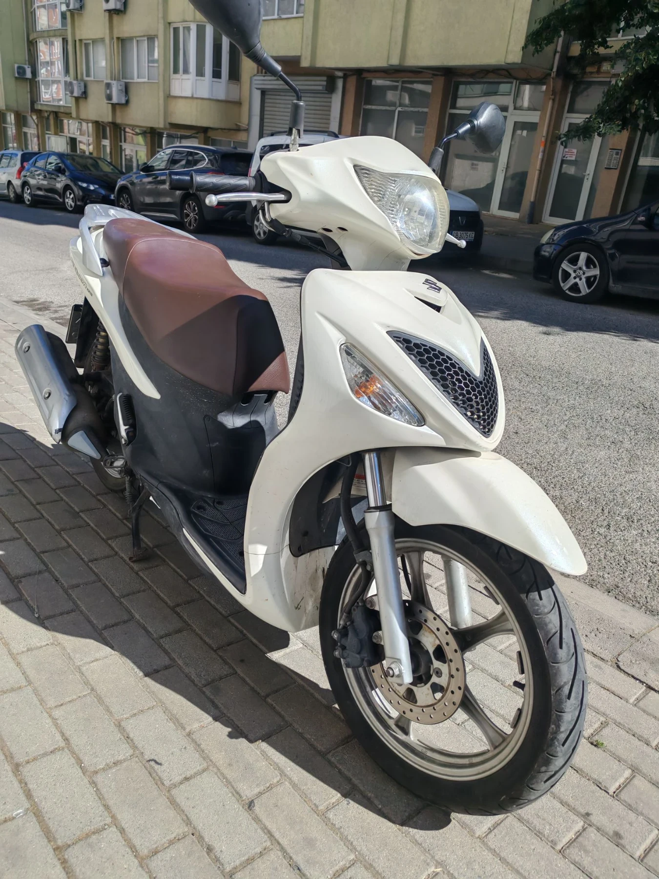Suzuki Sixteen 150
