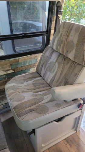 Кемпер VW Rialta Winnebago , снимка 16