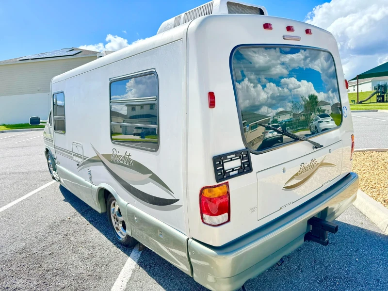 Кемпер VW Rialta Winnebago , снимка 3 - Каравани и кемпери - 53519392