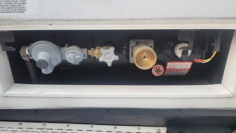 Кемпер VW Rialta Winnebago , снимка 13 - Каравани и кемпери - 53519392