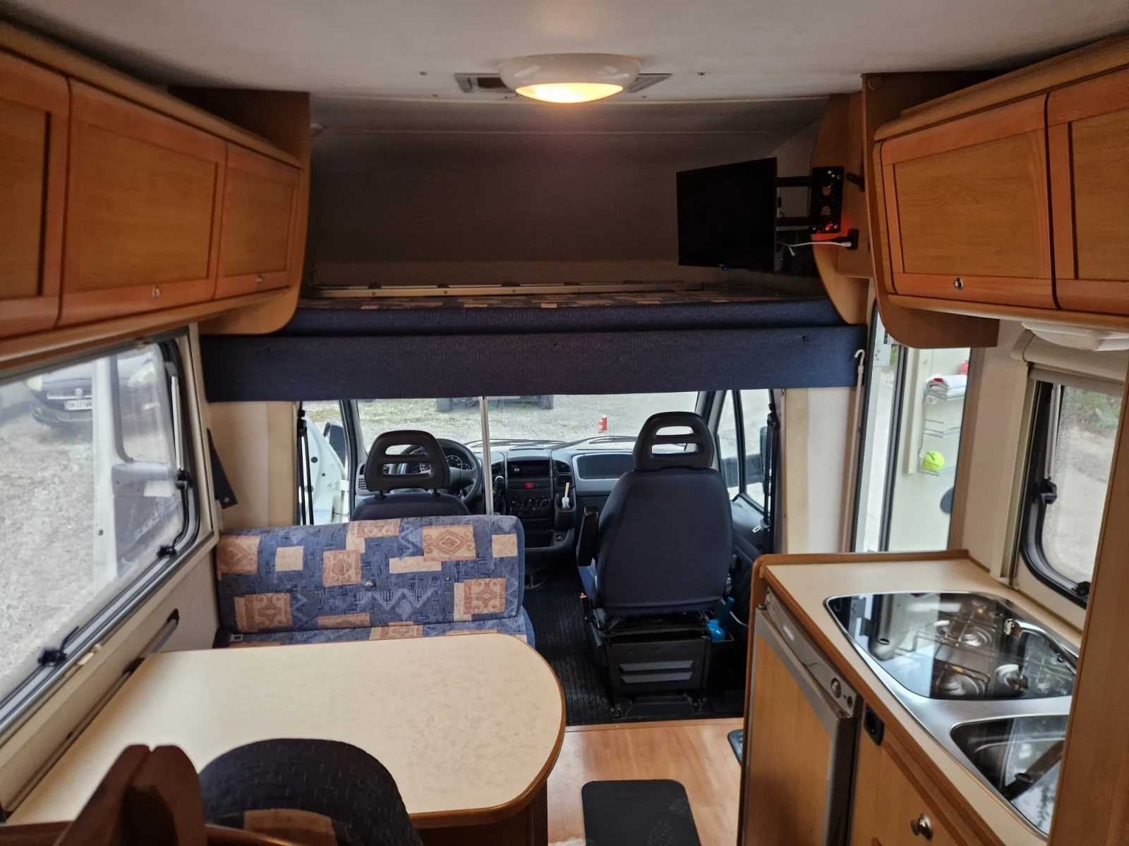 Кемпер Fiat Dukato 2.0JTD, снимка 12 - Каравани и кемпери - 53889997