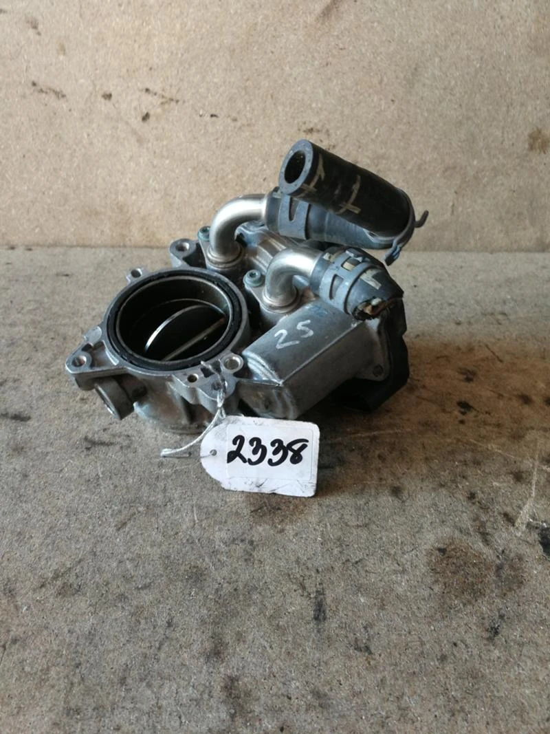 дроселова клапа Seat Audi Skoda Volkswagen 1.6tdi /2.0tdi - 2008-2012 , снимка 1 - Части - 41998465