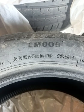 Гуми Зимни 235/55R19, снимка 4