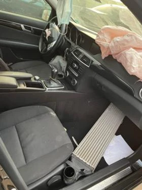 Mercedes-Benz C 220 2.2 CDI, снимка 7