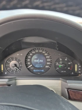 Mercedes-Benz E 220, снимка 9