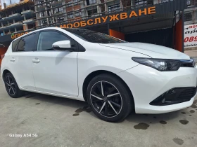 Toyota Auris 1.2 turbo  4 цилиндъра, снимка 4
