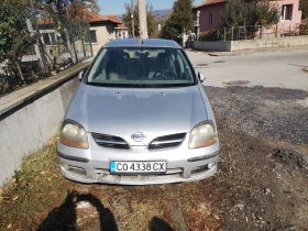  Nissan Almera tino