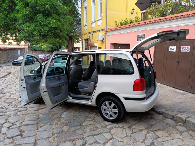 VW Sharan 1.9.tdi avtomatik , снимка 14 - Автомобили и джипове - 46449271
