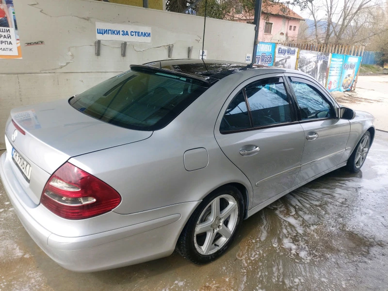 Mercedes-Benz E 270 Авангард , снимка 3 - Автомобили и джипове - 46923553