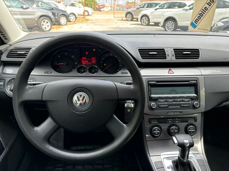 VW Passat 2.0TDI-AVTOMAT* * * , снимка 12 - Автомобили и джипове - 47074970