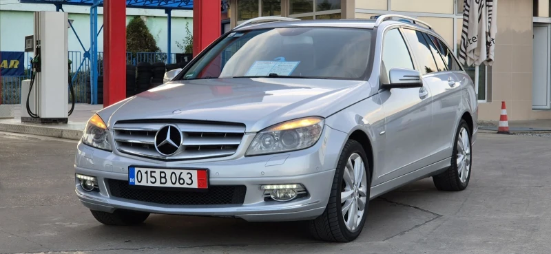 Mercedes-Benz C 320 3.2CDI V6* АВТОМАТИК* 4Х4* НАВИГАЦИЯ, снимка 4 - Автомобили и джипове - 47388652