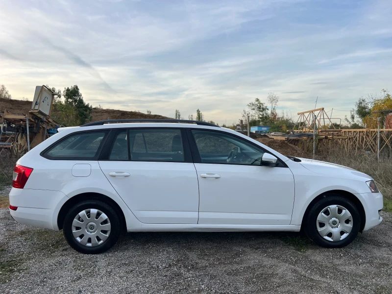 Skoda Octavia 1.6TDI///Avtomatik, снимка 6 - Автомобили и джипове - 47595628