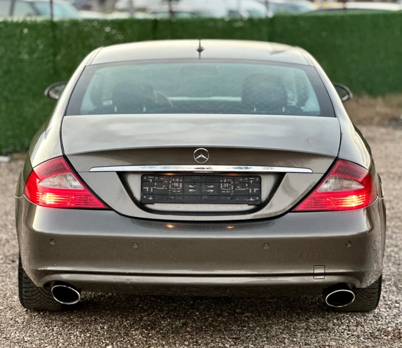 Mercedes-Benz CLS 320 CDI * NAVI* XENON* НА ПРУЖИНИ* , снимка 6 - Автомобили и джипове - 48358910