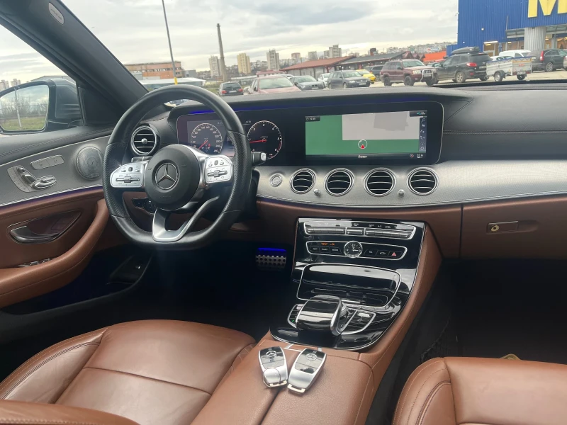 Mercedes-Benz E 220 AMG - BURMESTER - 360 - Head Up - Панорама, снимка 13 - Автомобили и джипове - 48538757