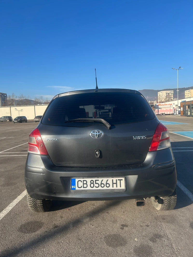 Toyota Yaris, снимка 4 - Автомобили и джипове - 48795572