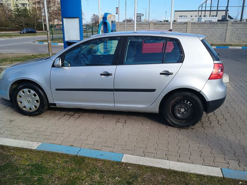 VW Golf 5, снимка 9 - Автомобили и джипове - 49387434