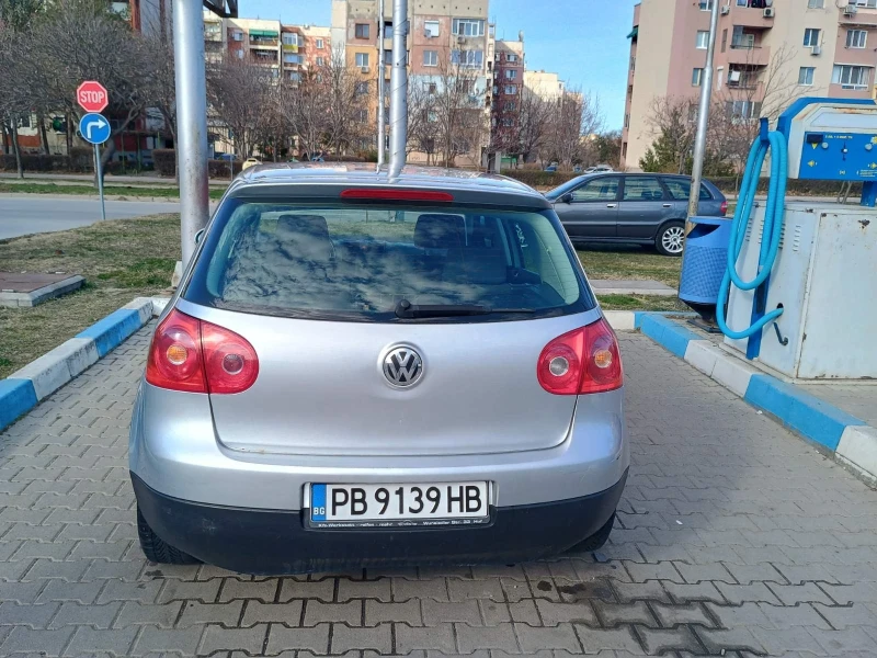 VW Golf 5, снимка 10 - Автомобили и джипове - 49387434