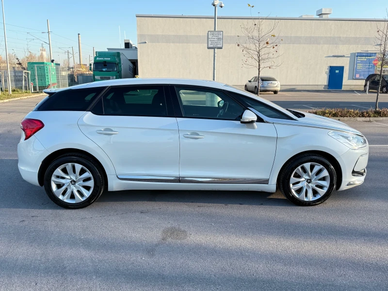 DS DS 5 * 2.0HDI* КОЖА* НАВИ* КАМЕРА* КАТО НОВА* , снимка 4 - Автомобили и джипове - 52747215