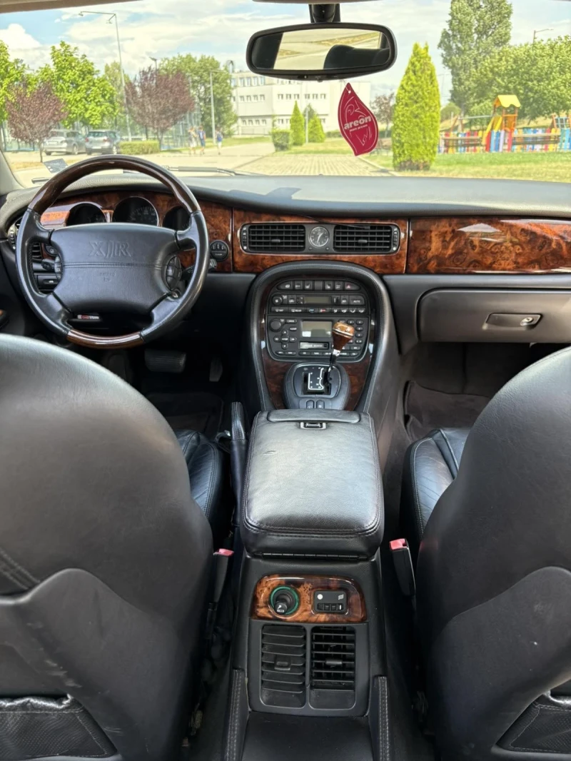 Jaguar Xjr 4.0 V8, снимка 5 - Автомобили и джипове - 52792990