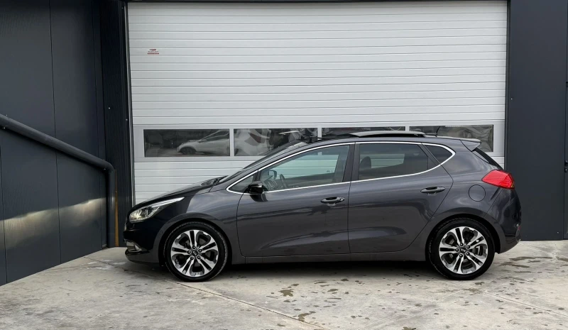 Kia Ceed, снимка 2 - Автомобили и джипове - 53598427