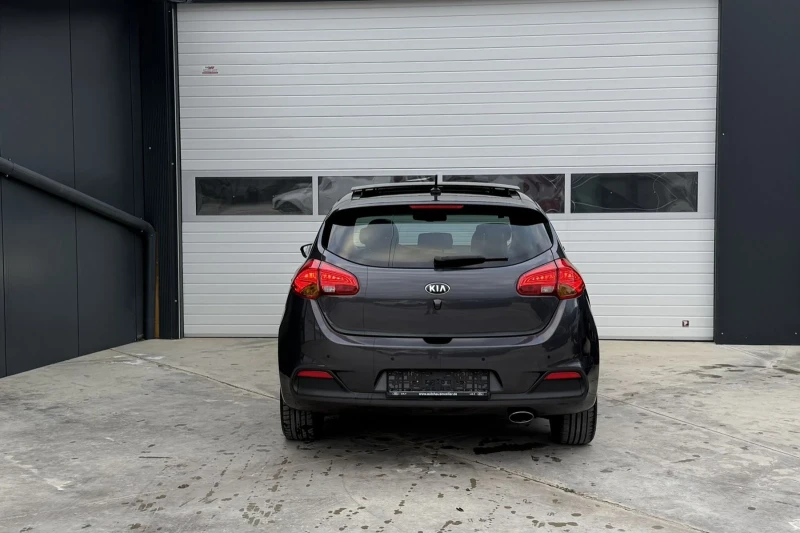 Kia Ceed, снимка 5 - Автомобили и джипове - 53598427