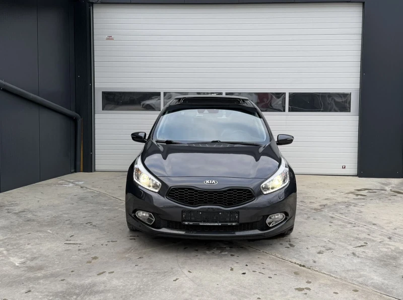 Kia Ceed, снимка 3 - Автомобили и джипове - 53598427