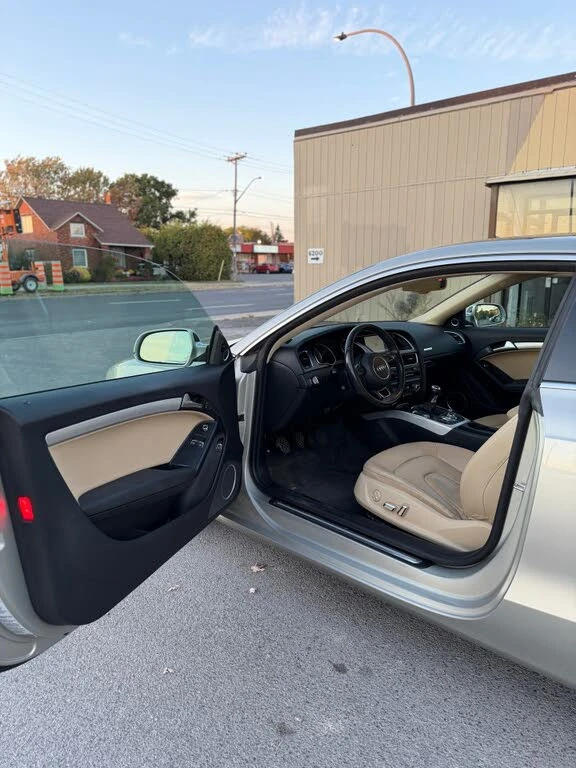 Audi A5 QUATTRO* TECHNIK* KEYLESS* АвтоКредит(ЦЕНА ДО БГ) - изображение 3