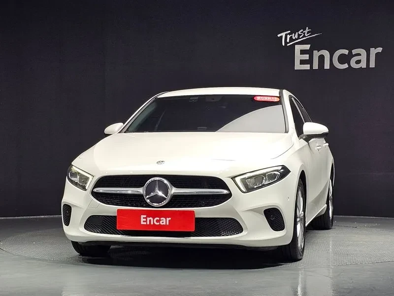 Mercedes-Benz A 220, снимка 2 - Автомобили и джипове - 55841970