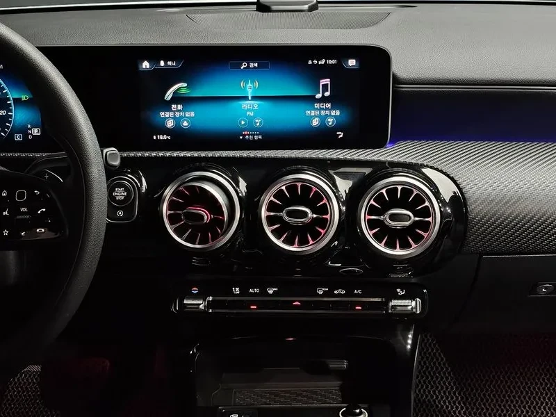 Mercedes-Benz A 220, снимка 14 - Автомобили и джипове - 55841970