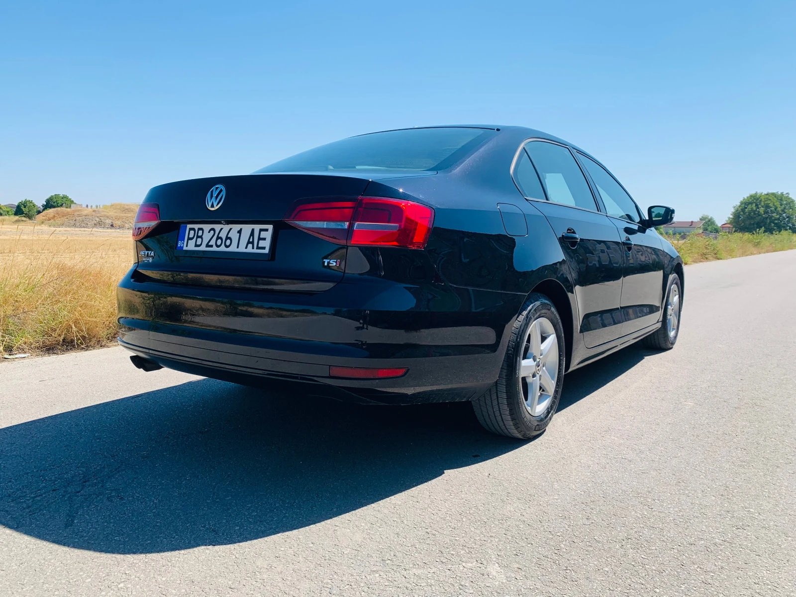 VW Jetta  - изображение 4