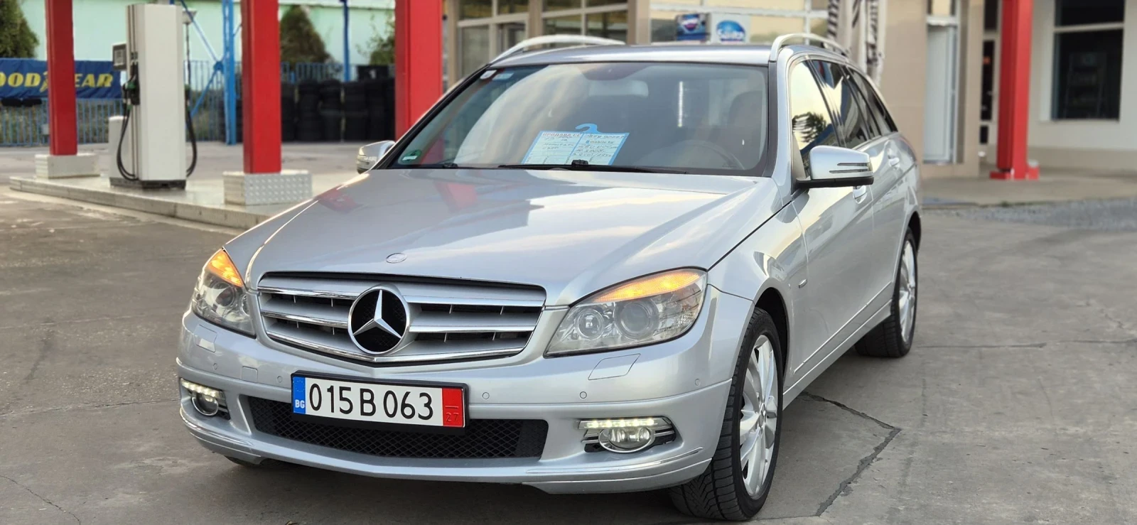 Mercedes-Benz C 320 3.2CDI V6* АВТОМАТИК* 4Х4* НАВИГАЦИЯ - изображение 10