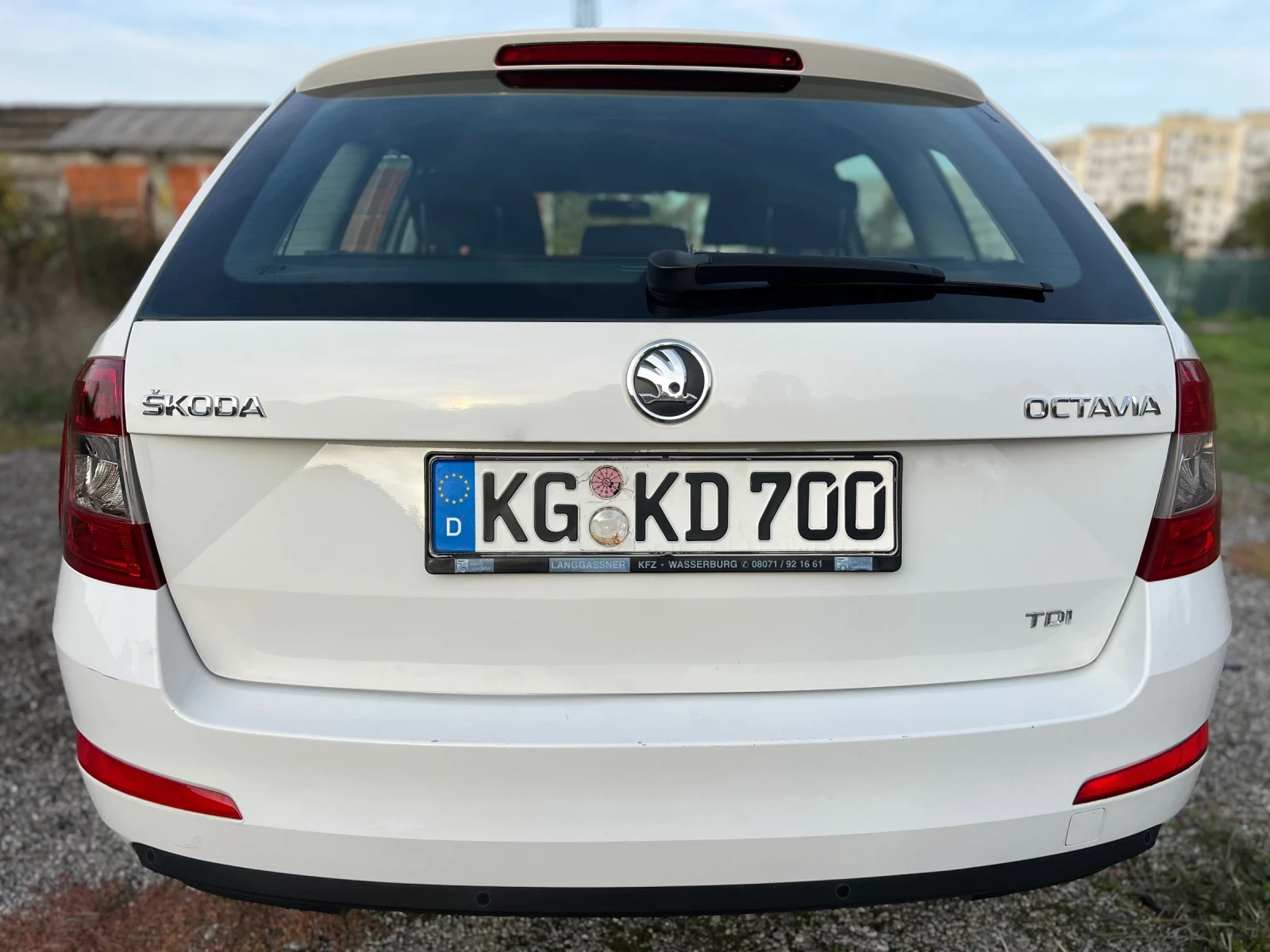 Skoda Octavia 1.6TDI///Avtomatik - изображение 8