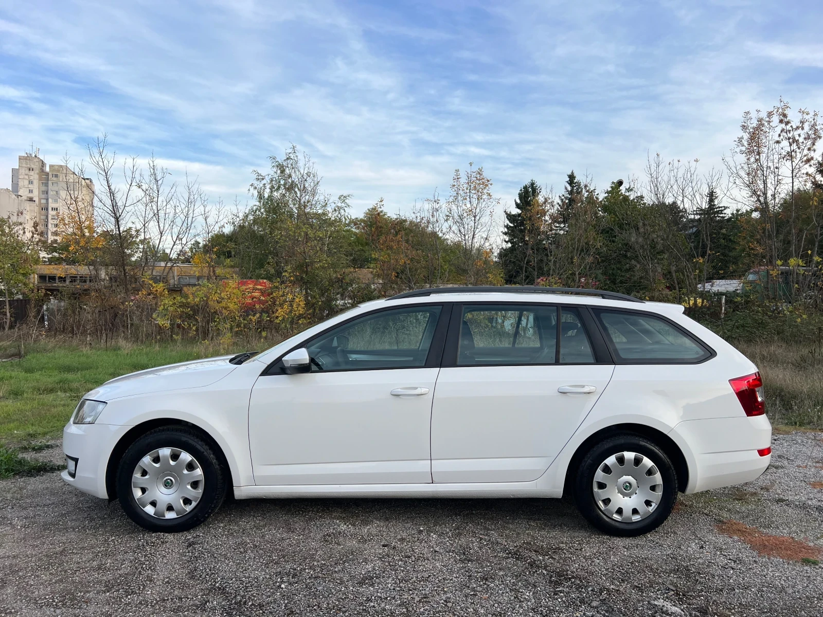 Skoda Octavia 1.6TDI///Avtomatik - изображение 5