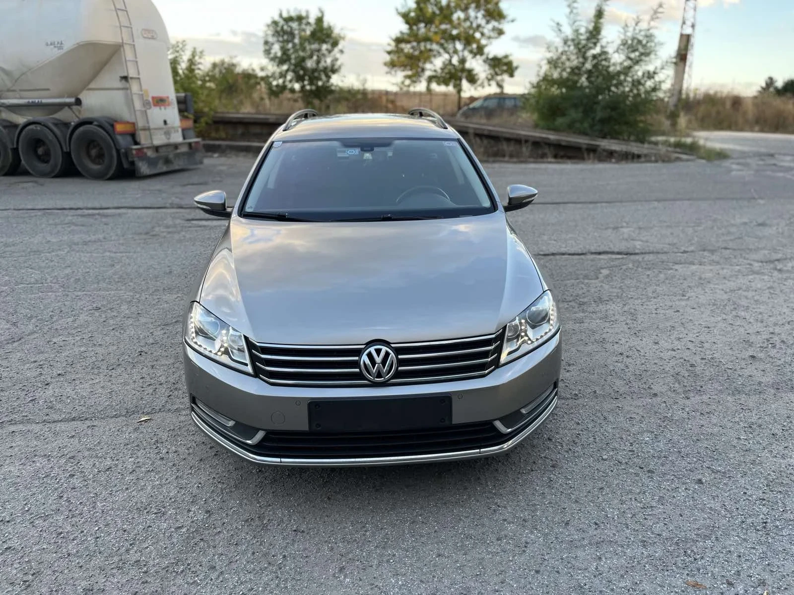 VW Passat 2.0 TDI HIGHLINE  - изображение 2