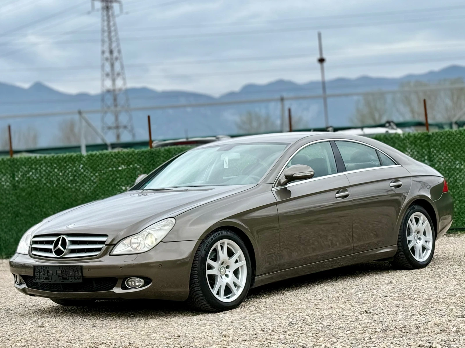 Mercedes-Benz CLS 320 CDI * NAVI* XENON* НА ПРУЖИНИ*  - изображение 3