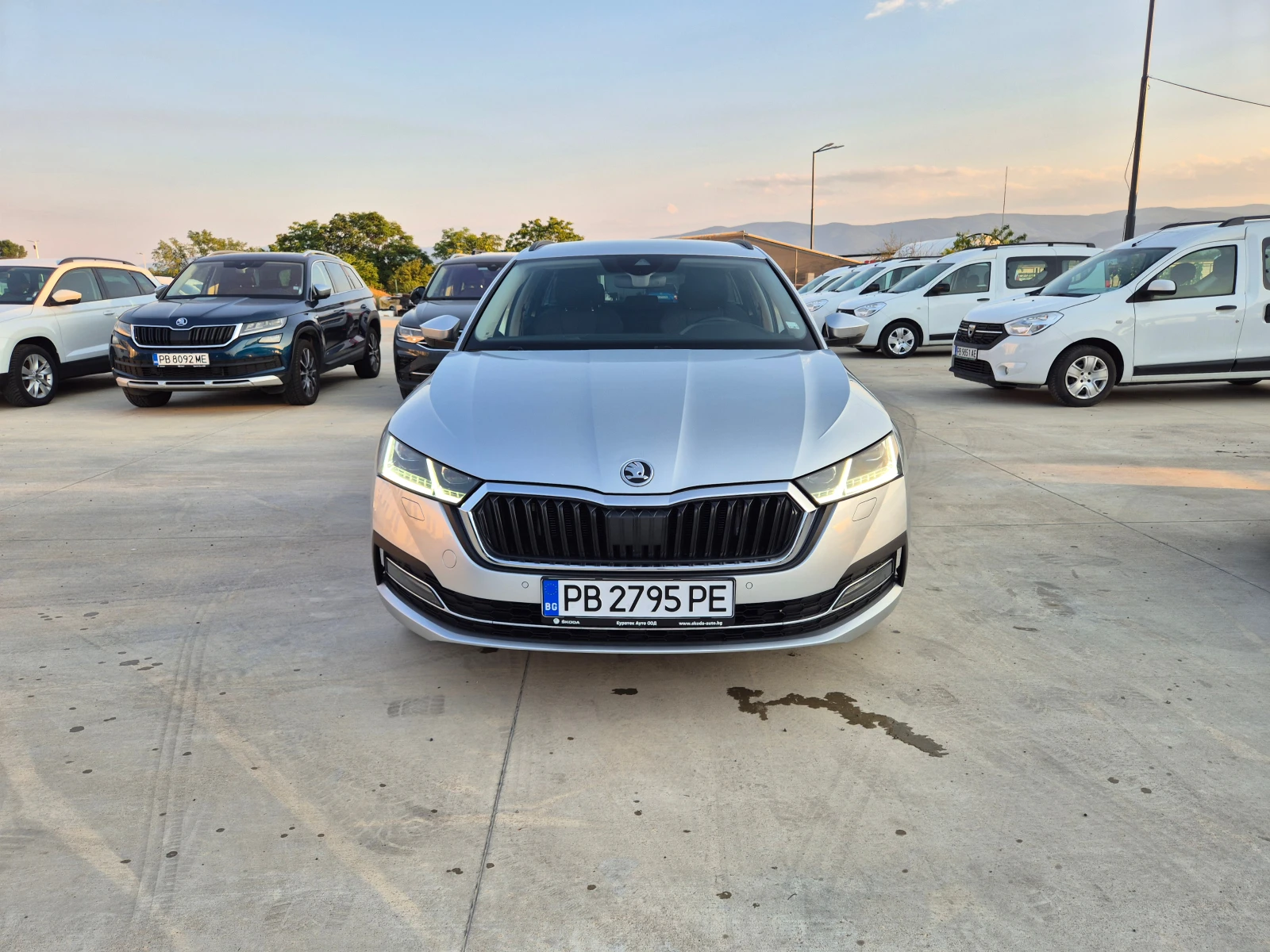 Skoda Octavia STYLE 2.0TDI А/Т 150кс - изображение 8
