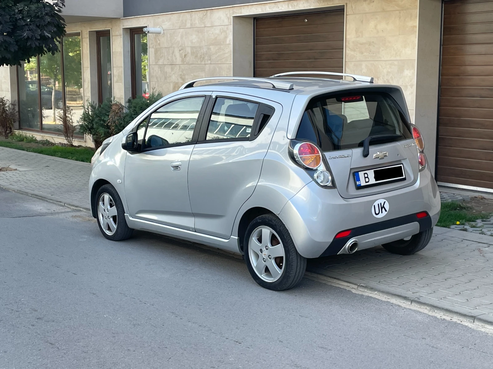 Chevrolet Spark LT- десен волан - изображение 4
