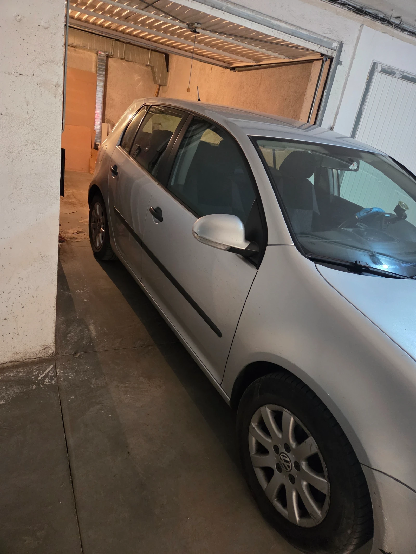 VW Golf 5 - изображение 2
